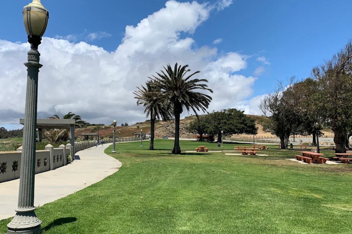 Point Fermin Park & Lighthouse